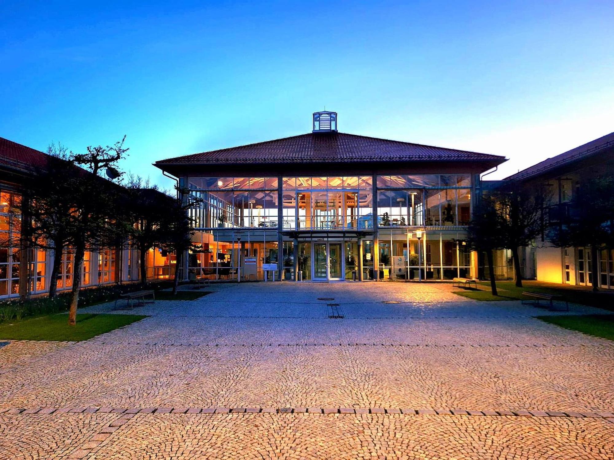 Sportschule Oberhaching Hotel Ngoại thất bức ảnh